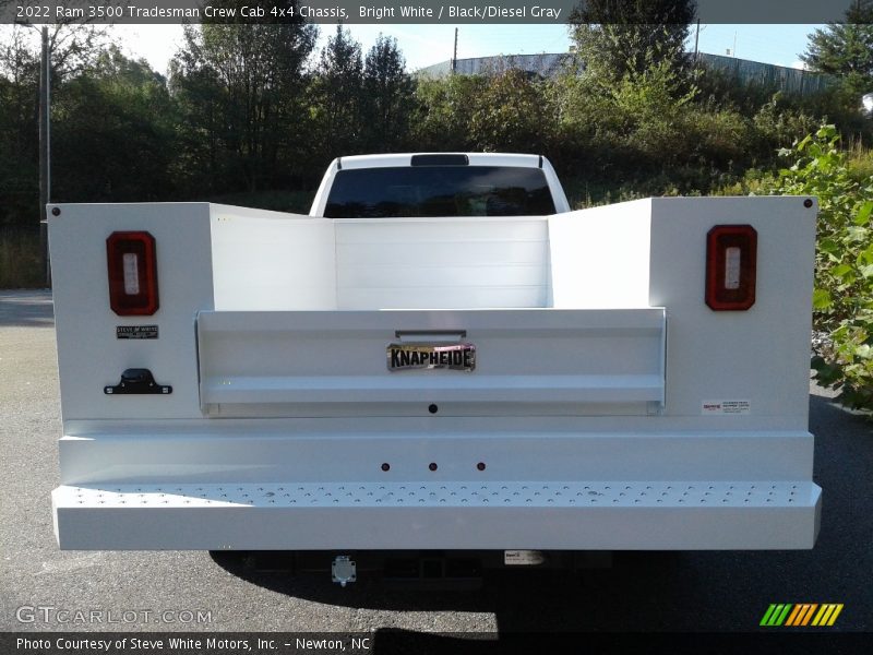 Bright White / Black/Diesel Gray 2022 Ram 3500 Tradesman Crew Cab 4x4 Chassis