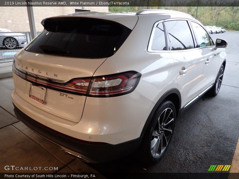 White Platinum / Ebony/Terracotta 2019 Lincoln Nautilus Reserve AWD