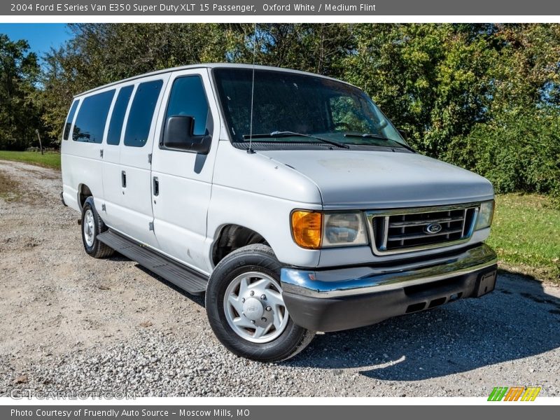 Oxford White / Medium Flint 2004 Ford E Series Van E350 Super Duty XLT 15 Passenger