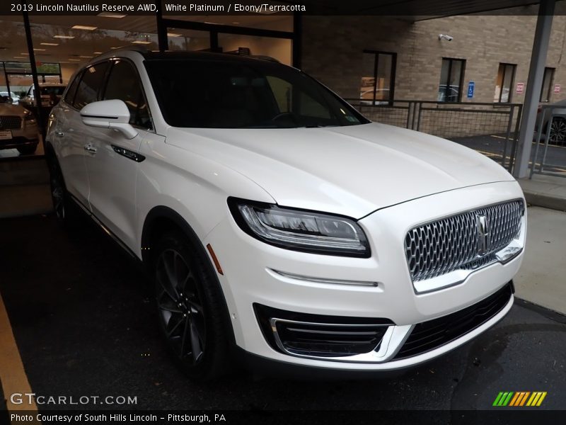 White Platinum / Ebony/Terracotta 2019 Lincoln Nautilus Reserve AWD