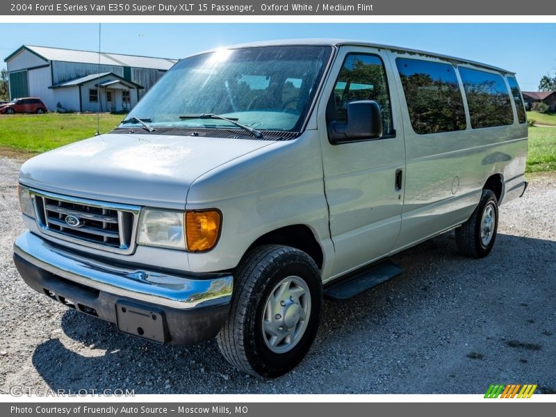 Oxford White / Medium Flint 2004 Ford E Series Van E350 Super Duty XLT 15 Passenger