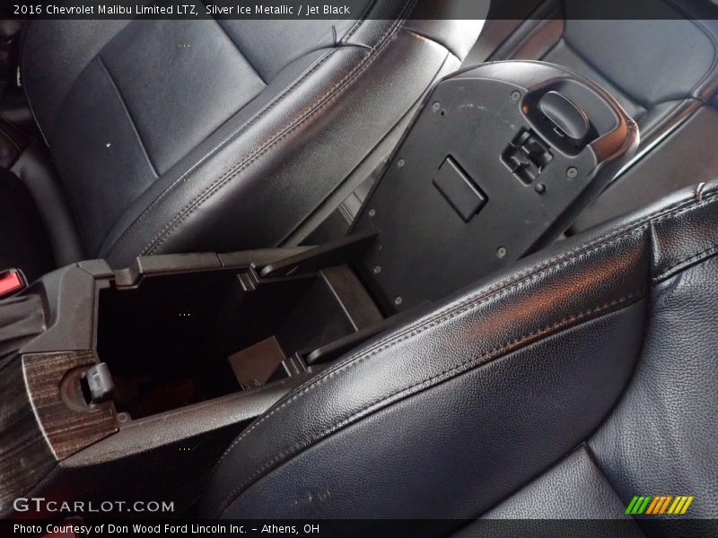 Silver Ice Metallic / Jet Black 2016 Chevrolet Malibu Limited LTZ