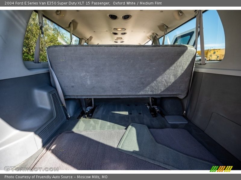 Oxford White / Medium Flint 2004 Ford E Series Van E350 Super Duty XLT 15 Passenger