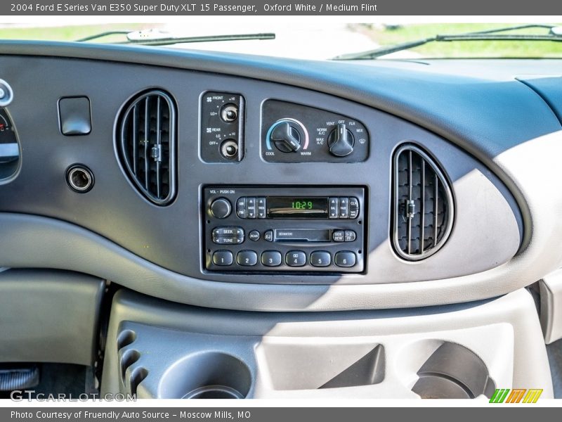 Oxford White / Medium Flint 2004 Ford E Series Van E350 Super Duty XLT 15 Passenger