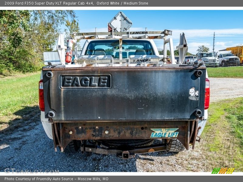 Oxford White / Medium Stone 2009 Ford F350 Super Duty XLT Regular Cab 4x4