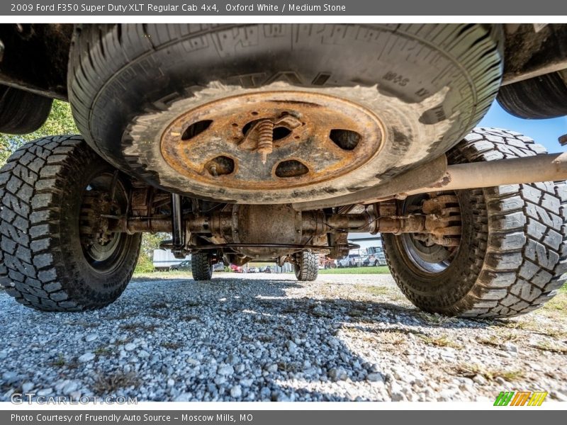 Oxford White / Medium Stone 2009 Ford F350 Super Duty XLT Regular Cab 4x4