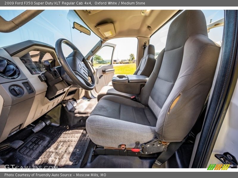 Oxford White / Medium Stone 2009 Ford F350 Super Duty XLT Regular Cab 4x4