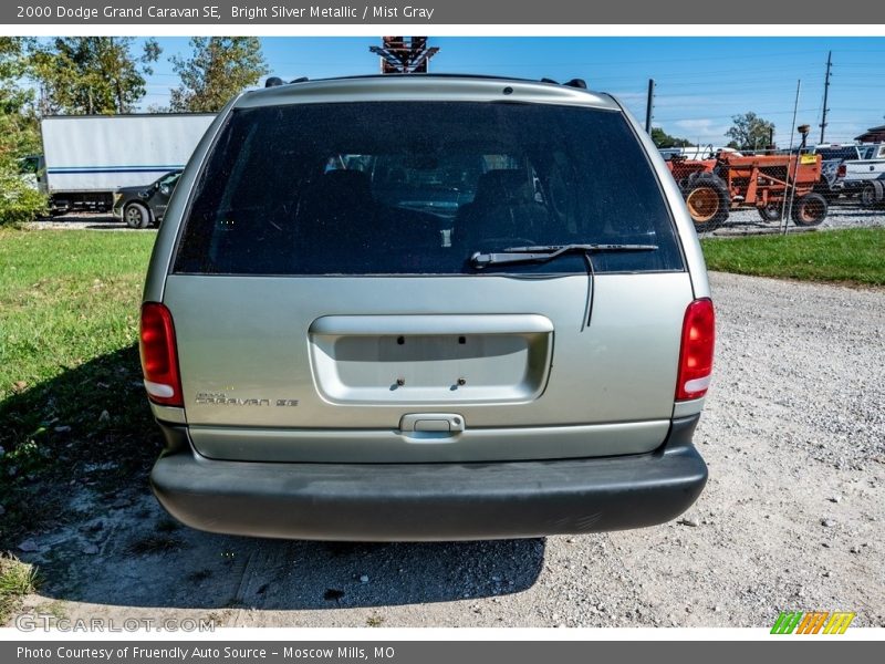Bright Silver Metallic / Mist Gray 2000 Dodge Grand Caravan SE