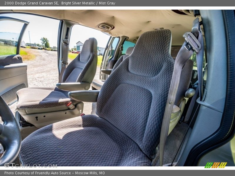 Bright Silver Metallic / Mist Gray 2000 Dodge Grand Caravan SE