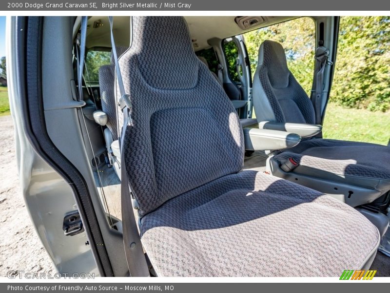 Bright Silver Metallic / Mist Gray 2000 Dodge Grand Caravan SE