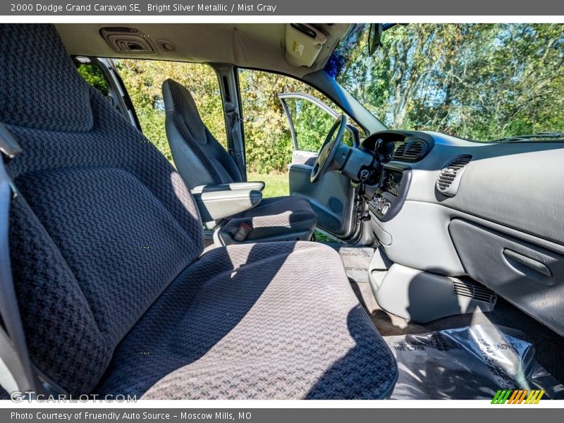Bright Silver Metallic / Mist Gray 2000 Dodge Grand Caravan SE