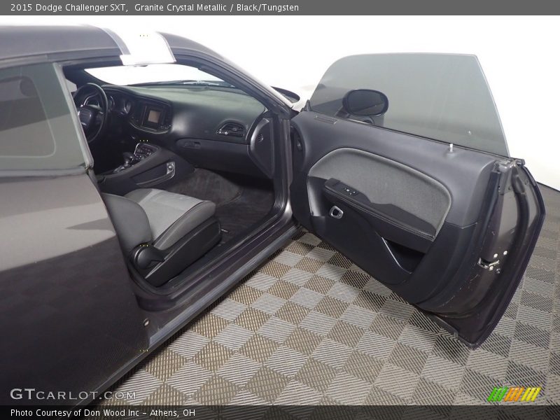 Granite Crystal Metallic / Black/Tungsten 2015 Dodge Challenger SXT