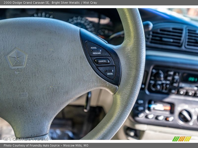 Bright Silver Metallic / Mist Gray 2000 Dodge Grand Caravan SE
