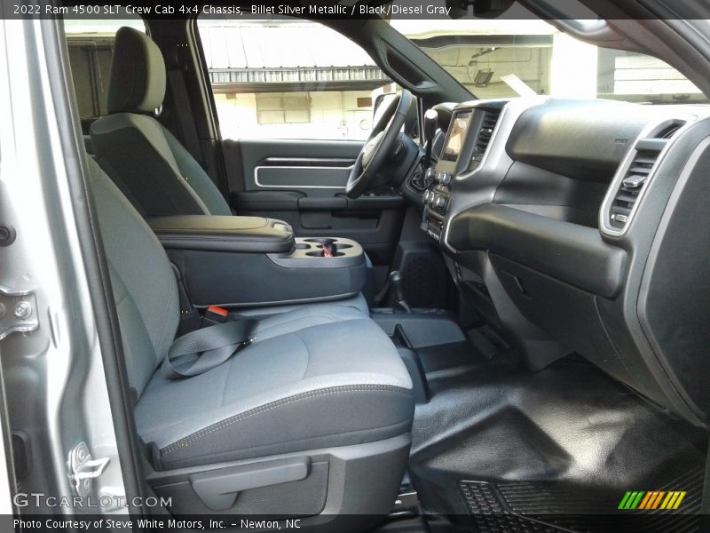 Front Seat of 2022 4500 SLT Crew Cab 4x4 Chassis