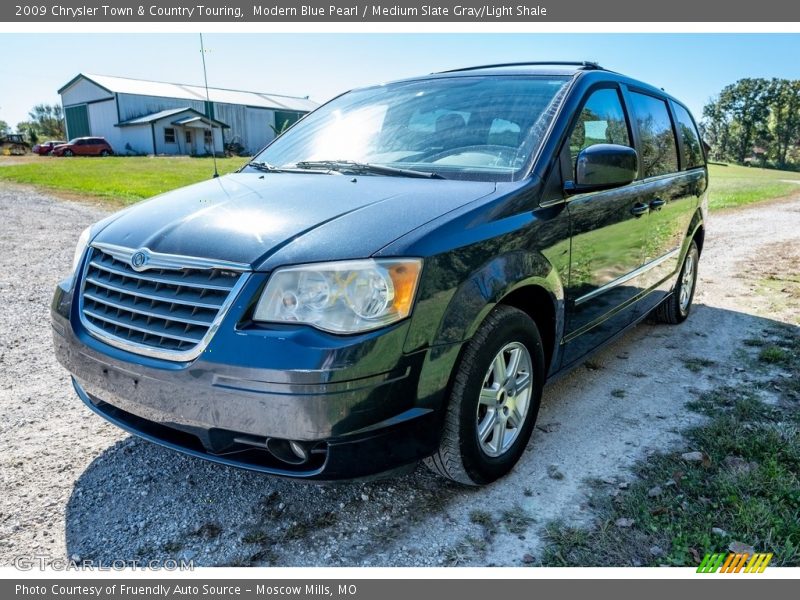 Modern Blue Pearl / Medium Slate Gray/Light Shale 2009 Chrysler Town & Country Touring