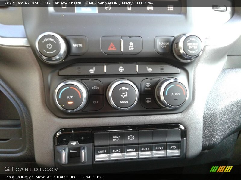 Controls of 2022 4500 SLT Crew Cab 4x4 Chassis