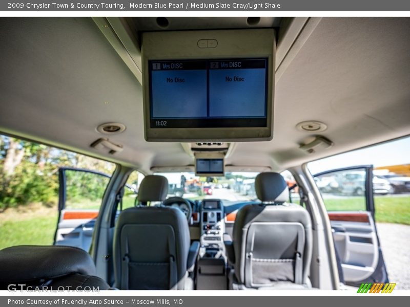 Modern Blue Pearl / Medium Slate Gray/Light Shale 2009 Chrysler Town & Country Touring