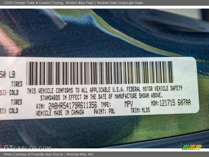Modern Blue Pearl / Medium Slate Gray/Light Shale 2009 Chrysler Town & Country Touring