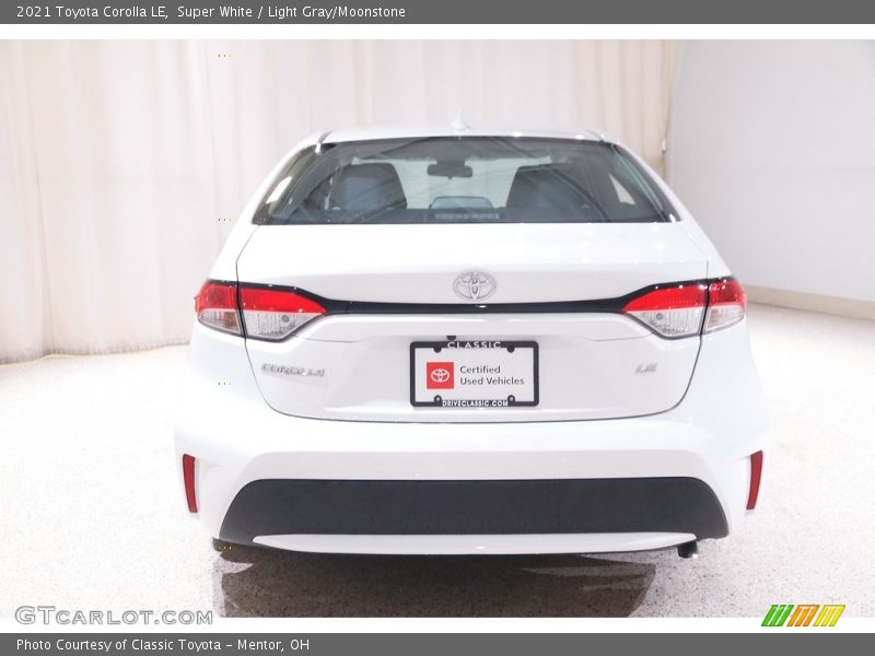 Super White / Light Gray/Moonstone 2021 Toyota Corolla LE