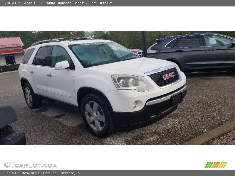 White Diamond Tricoat / Light Titanium 2009 GMC Acadia SLT