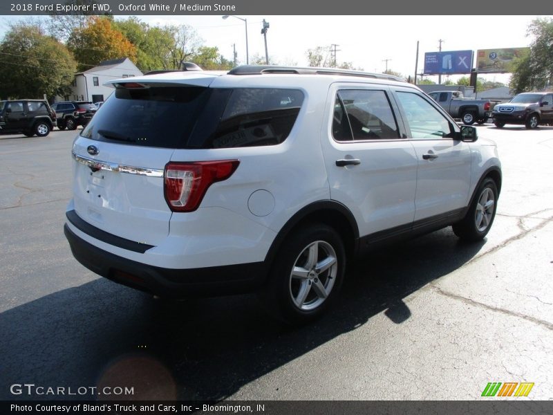 Oxford White / Medium Stone 2018 Ford Explorer FWD