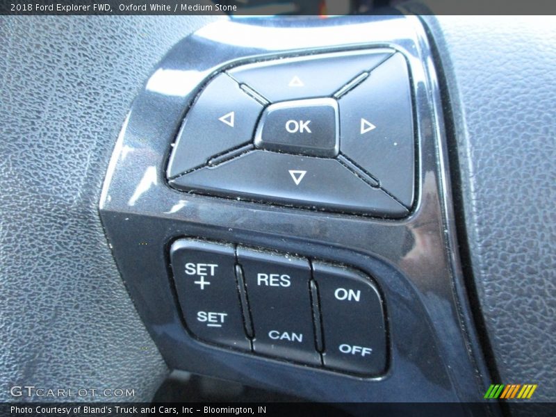 Oxford White / Medium Stone 2018 Ford Explorer FWD