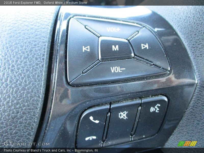 Oxford White / Medium Stone 2018 Ford Explorer FWD