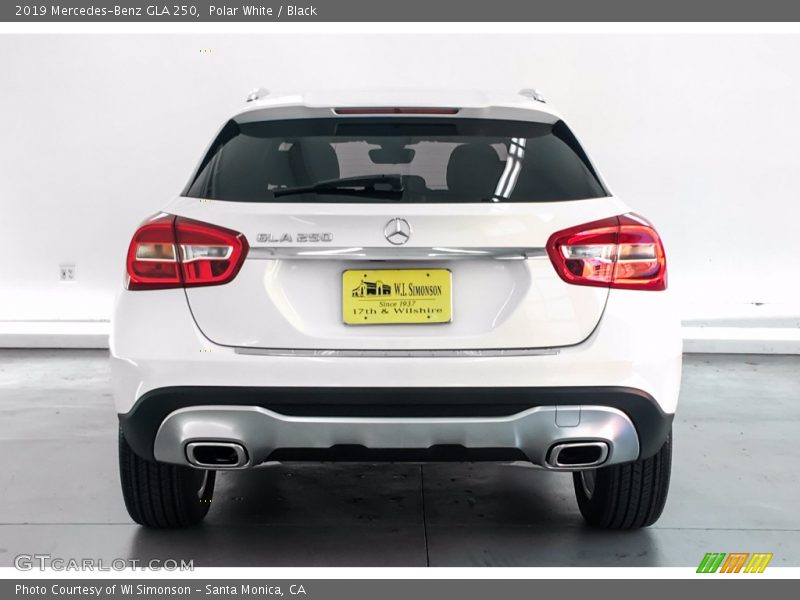 Polar White / Black 2019 Mercedes-Benz GLA 250