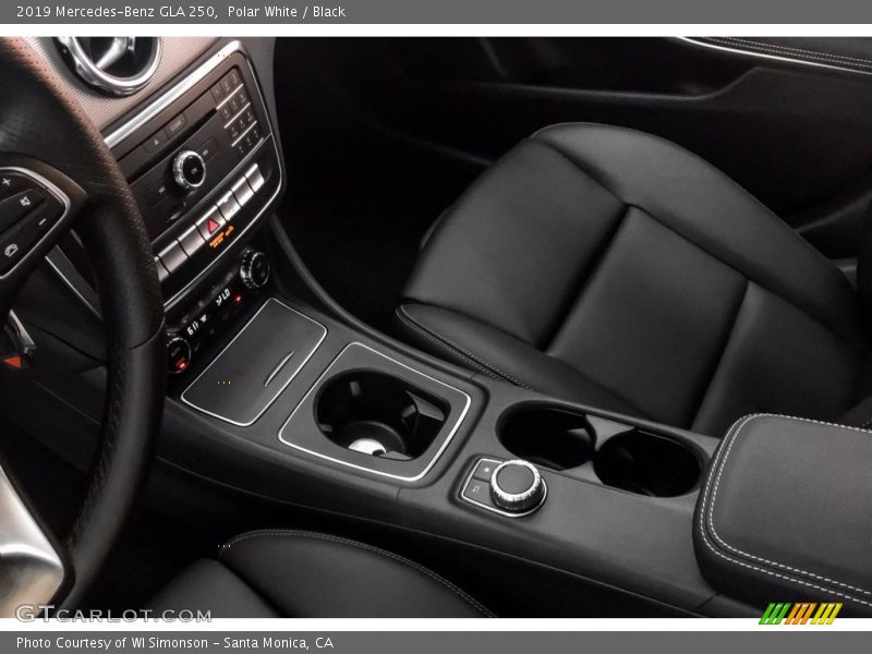 Polar White / Black 2019 Mercedes-Benz GLA 250