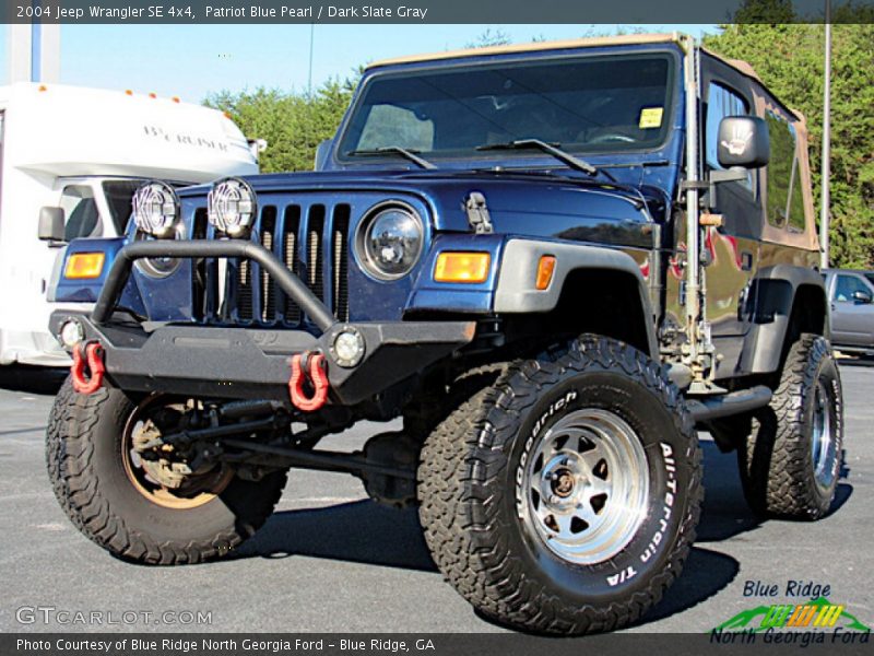 Patriot Blue Pearl / Dark Slate Gray 2004 Jeep Wrangler SE 4x4