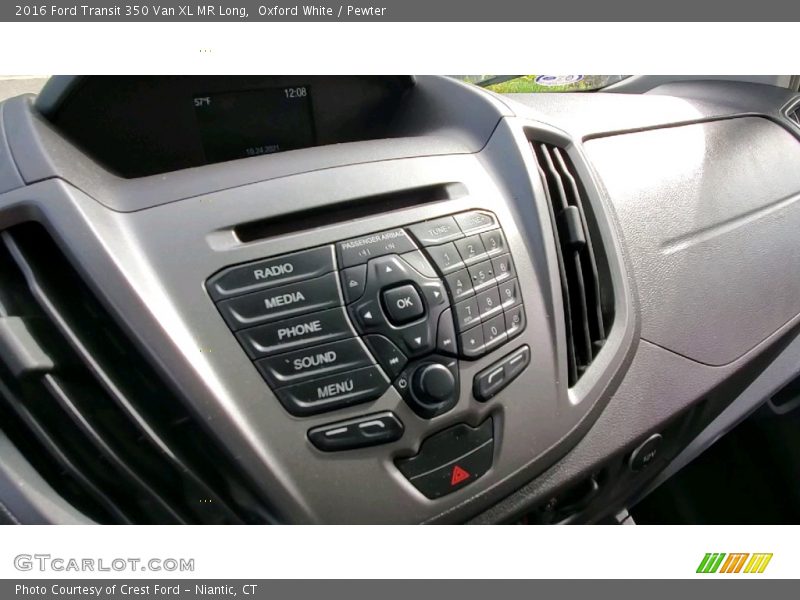 Controls of 2016 Transit 350 Van XL MR Long