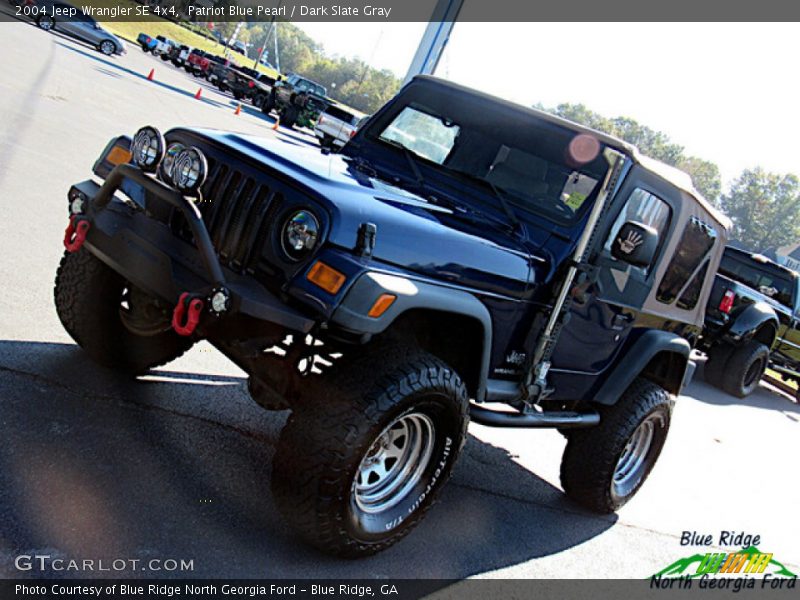 Patriot Blue Pearl / Dark Slate Gray 2004 Jeep Wrangler SE 4x4