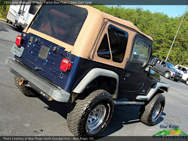 Patriot Blue Pearl / Dark Slate Gray 2004 Jeep Wrangler SE 4x4