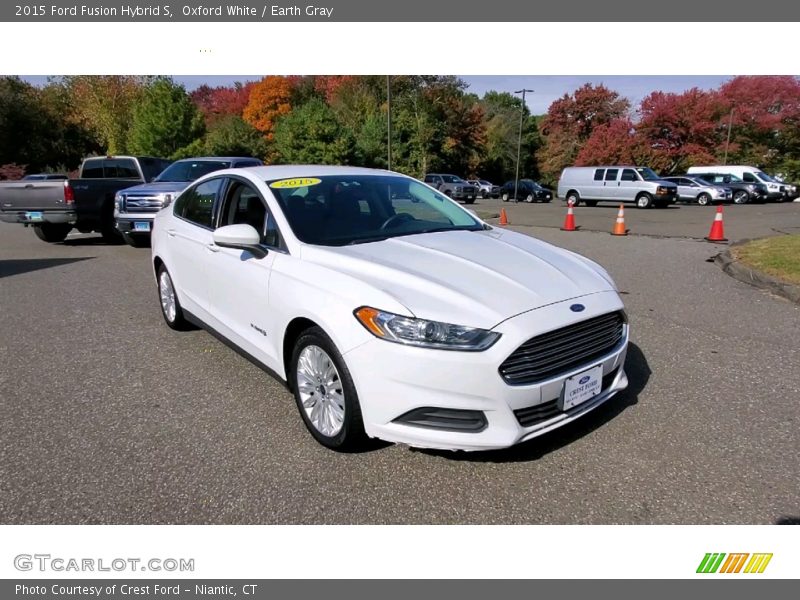 Front 3/4 View of 2015 Fusion Hybrid S