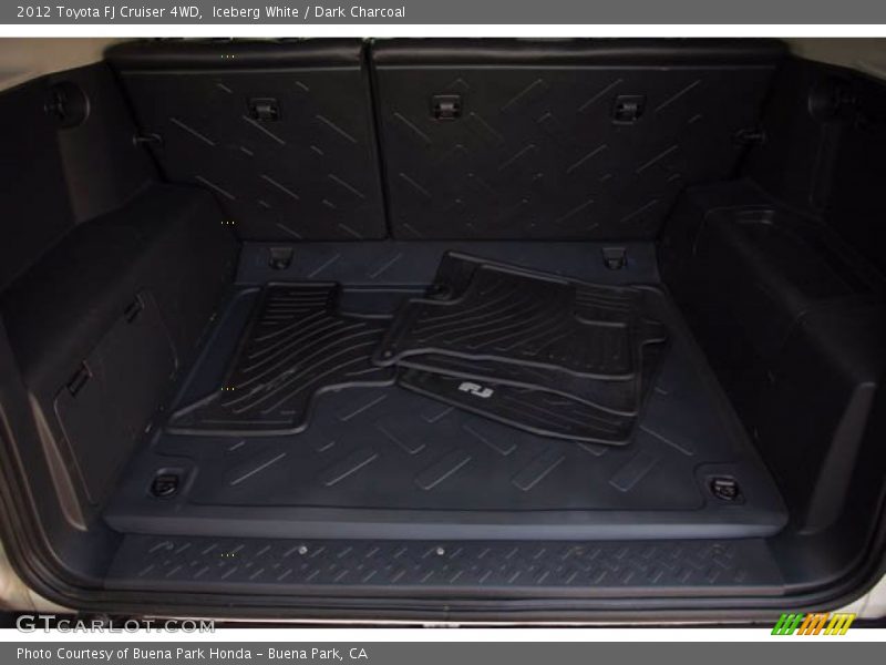 Iceberg White / Dark Charcoal 2012 Toyota FJ Cruiser 4WD