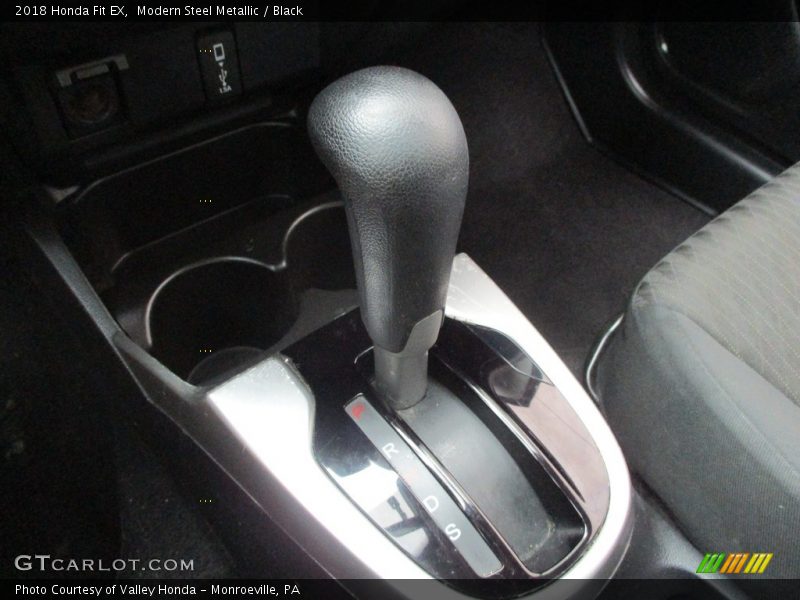Modern Steel Metallic / Black 2018 Honda Fit EX