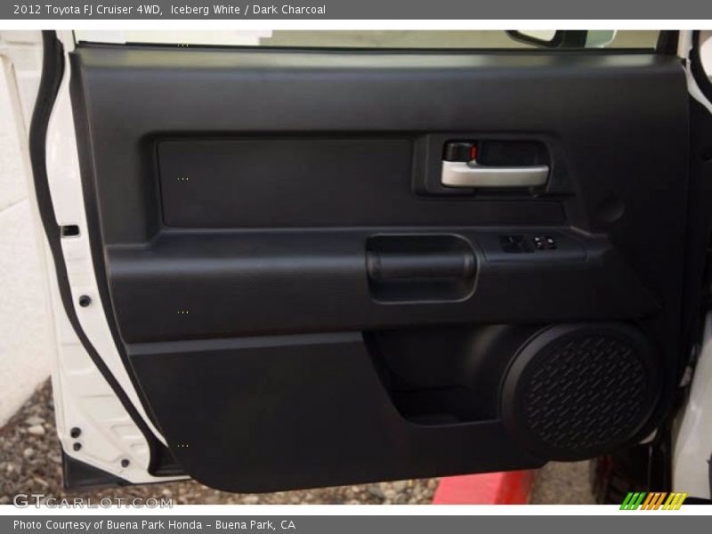 Iceberg White / Dark Charcoal 2012 Toyota FJ Cruiser 4WD