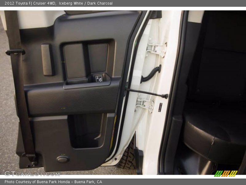 Iceberg White / Dark Charcoal 2012 Toyota FJ Cruiser 4WD