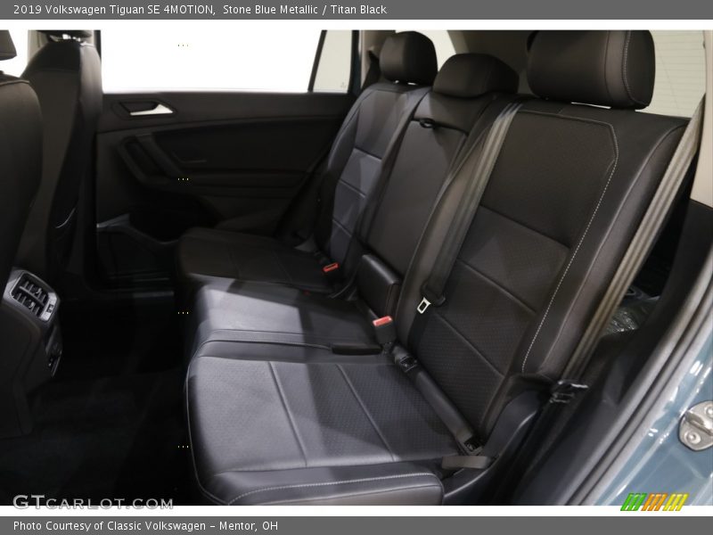 Rear Seat of 2019 Tiguan SE 4MOTION