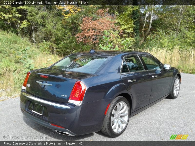 Maximum Steel Metallic / Black 2019 Chrysler 300 Limited