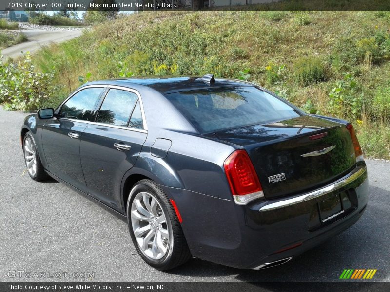 Maximum Steel Metallic / Black 2019 Chrysler 300 Limited