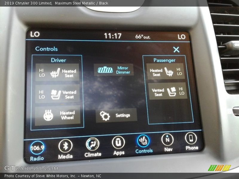 Maximum Steel Metallic / Black 2019 Chrysler 300 Limited