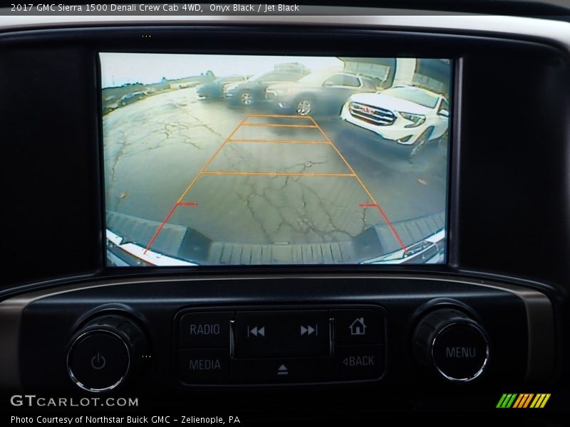 Controls of 2017 Sierra 1500 Denali Crew Cab 4WD
