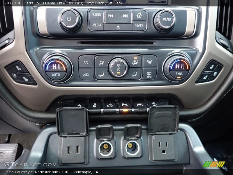 Controls of 2017 Sierra 1500 Denali Crew Cab 4WD