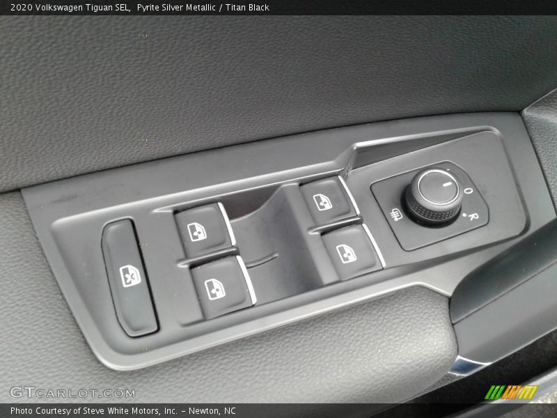 Controls of 2020 Tiguan SEL