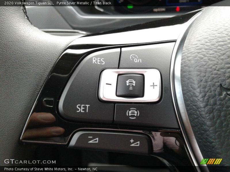  2020 Tiguan SEL Steering Wheel