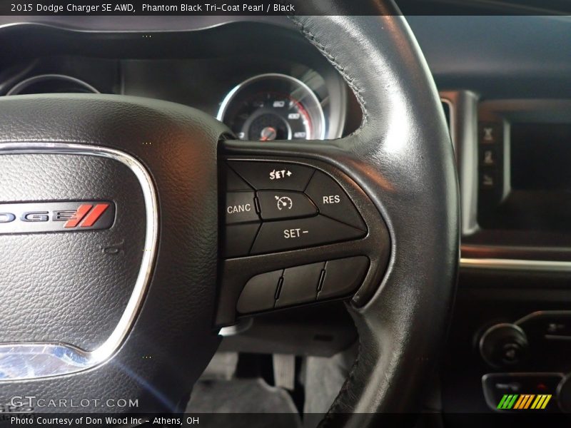 Phantom Black Tri-Coat Pearl / Black 2015 Dodge Charger SE AWD