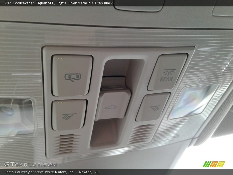Pyrite Silver Metallic / Titan Black 2020 Volkswagen Tiguan SEL