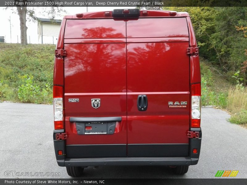 Deep Cherry Red Crystal Pearl / Black 2021 Ram ProMaster 1500 High Roof Cargo Van