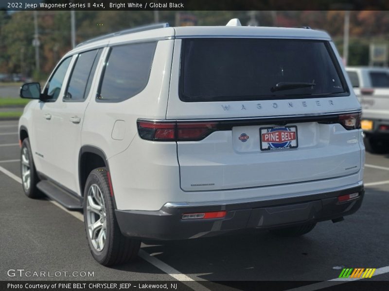 Bright White / Global Black 2022 Jeep Wagoneer Series II 4x4